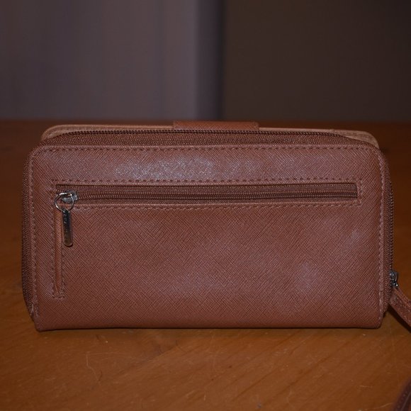 Wallet - Picture 2 of 5